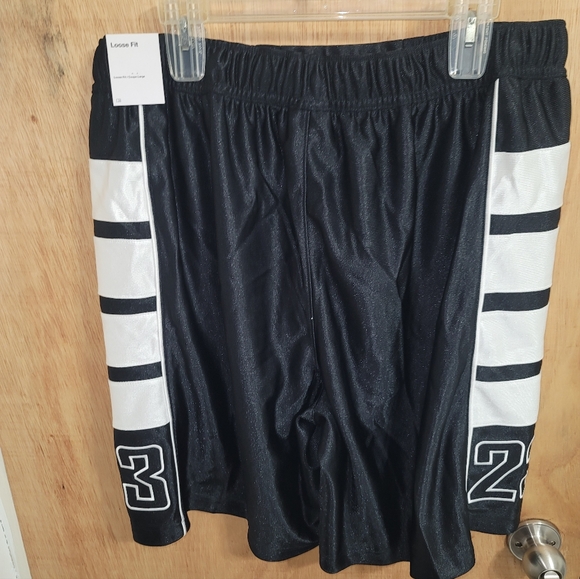 New Men's Jordan Brooklyn Cat Scratch Black White HV0560-011 Size XL - Picture 4 of 7